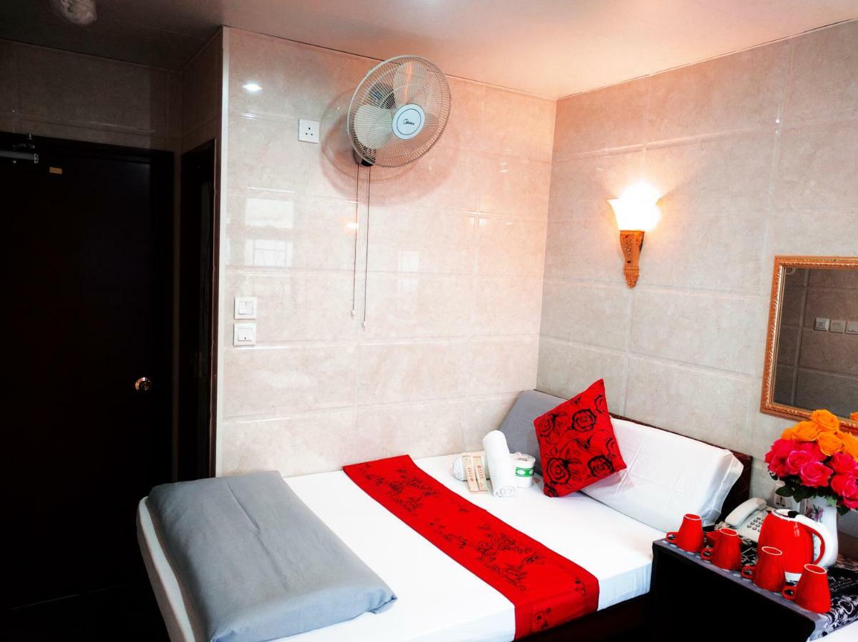 Hostel 16 Paris Guest House Block E Reception 10Th Floor Hong Kong Ngoại thất bức ảnh