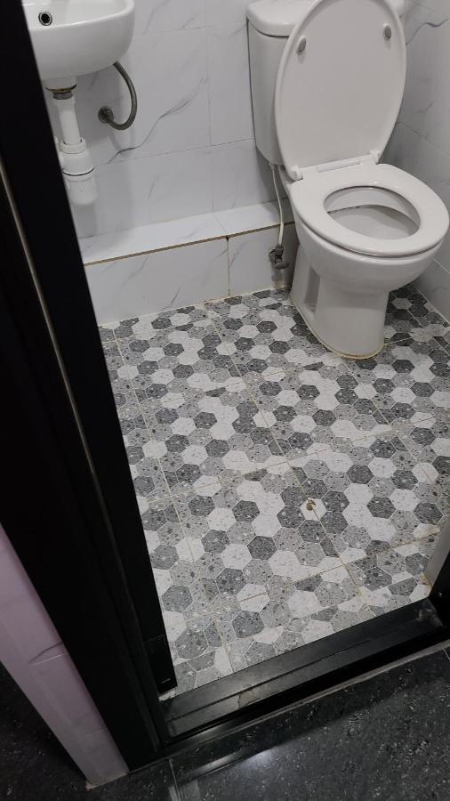 Hostel 16 Paris Guest House Block E Reception 10Th Floor Hong Kong Ngoại thất bức ảnh