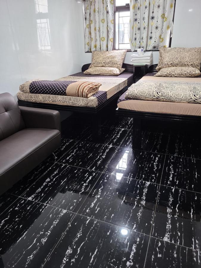Hostel 16 Paris Guest House Block E Reception 10Th Floor Hong Kong Ngoại thất bức ảnh