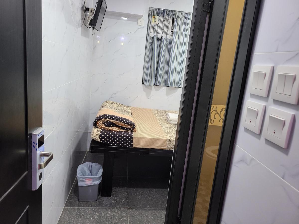 Hostel 16 Paris Guest House Block E Reception 10Th Floor Hong Kong Ngoại thất bức ảnh